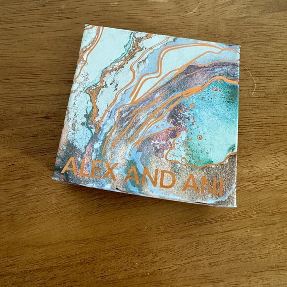 Alex and Ani Bangle Bar "Star of Venus" Expandable Bracelet NWT - Picture 3 of 6